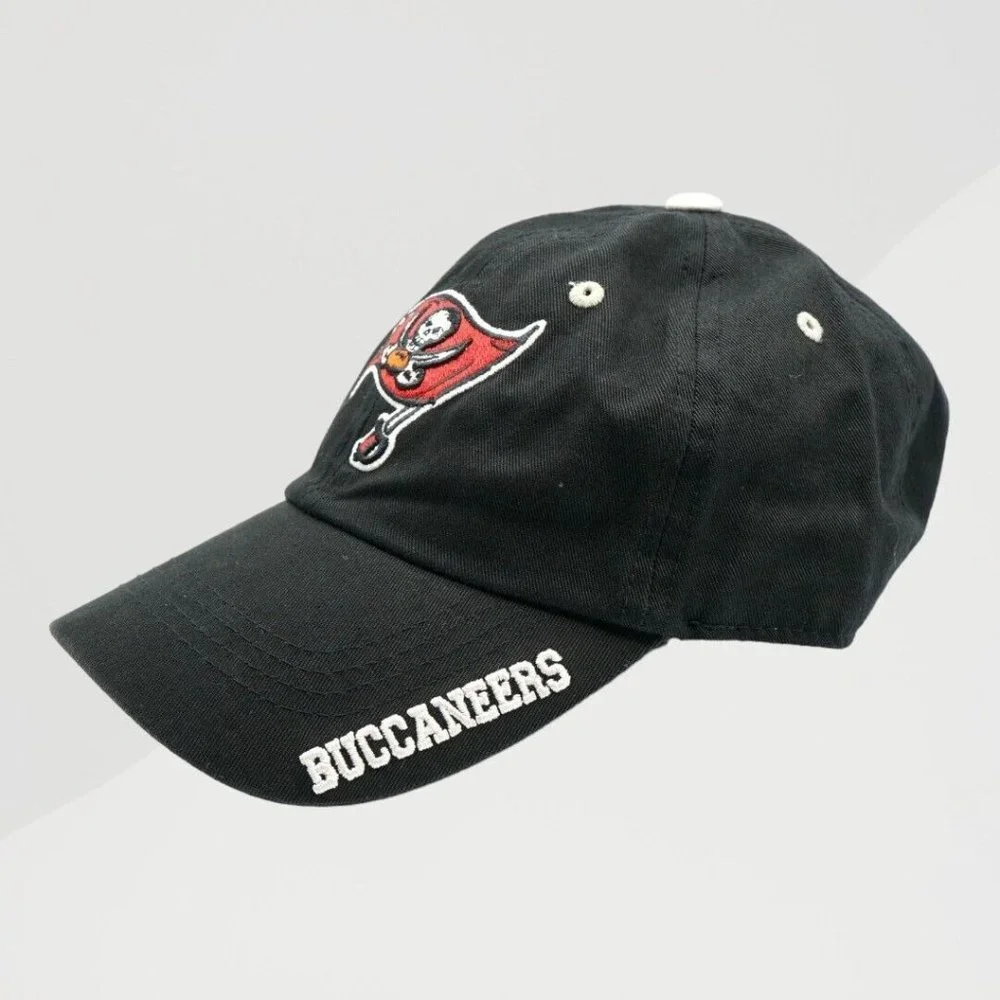 Tampa Bay Buccaneers Hat NFL Adjustable‎ Black Embroidered